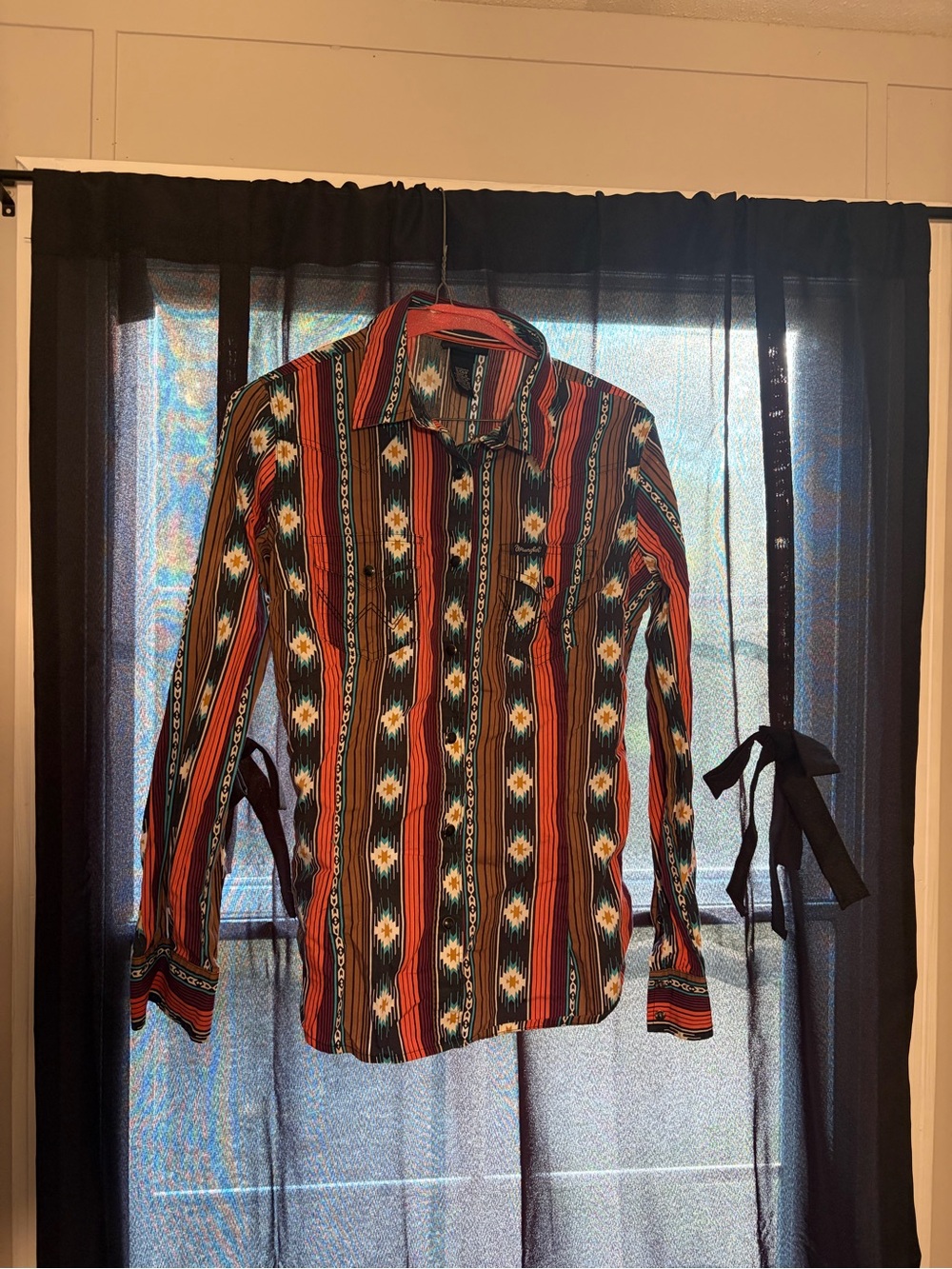 Women’s Aztec patterned Wrangler Retro